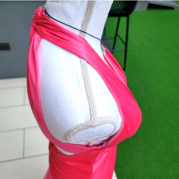 🆕️🆑️ Bright Pink Party Dress | Open Back Floor Length Deep V-neckline 5/6 - Picture 10 of 16